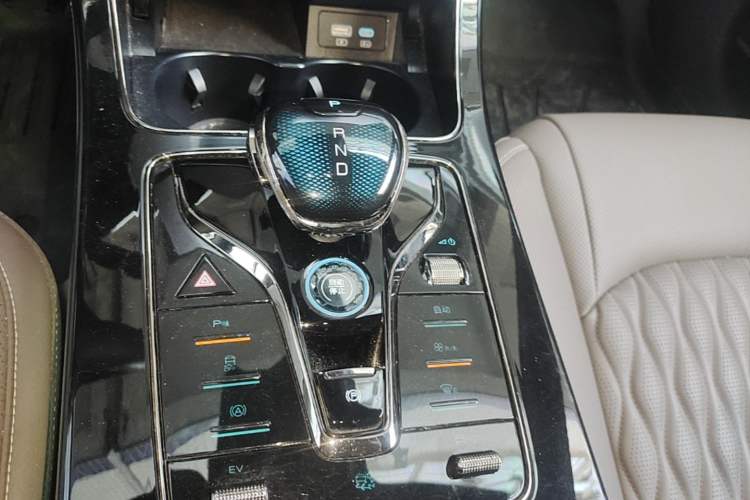 Used BYD Han 2023 DM-i Champion Edition 121KM Prestige Model