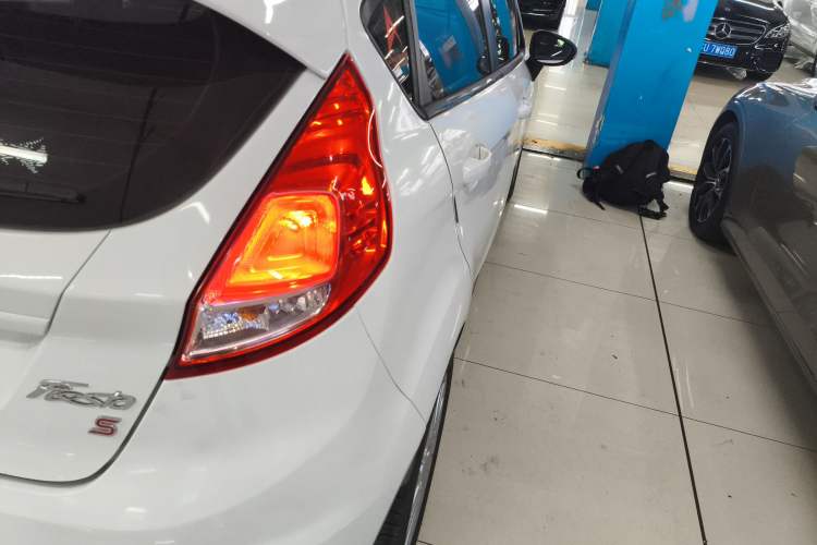 Used Ford Fiesta 2013 Hatchback 1.5L Automatic Sport Model Right Rear Taillight