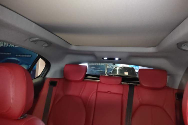 Used Alfa Romeo Stelvio 2019 2.0T 280HP Black Package Limited Edition
