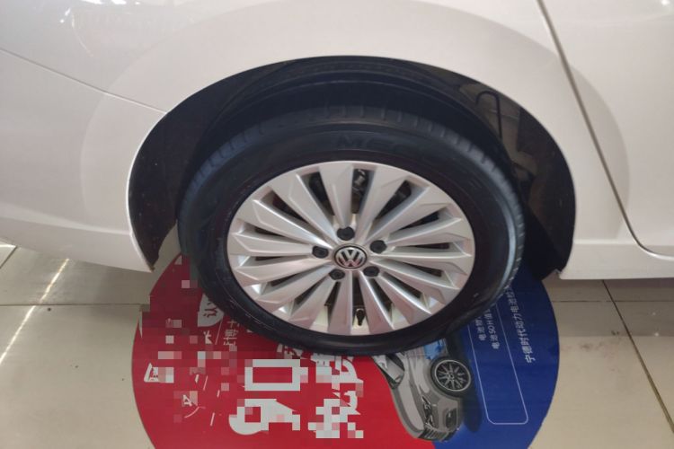 Used Volkswagen Lavida 2019 1.5L Automatic Comfort Edition China VI Standard Right Rear Wheel Hub