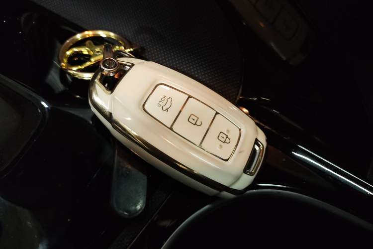 Used Hyundai Elantra 2022 1.5L CVT LUX Prestige Edition