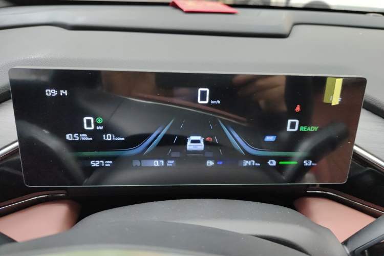 Used Geely Galaxy L6 2025 EM-i 60km Launch Edition
