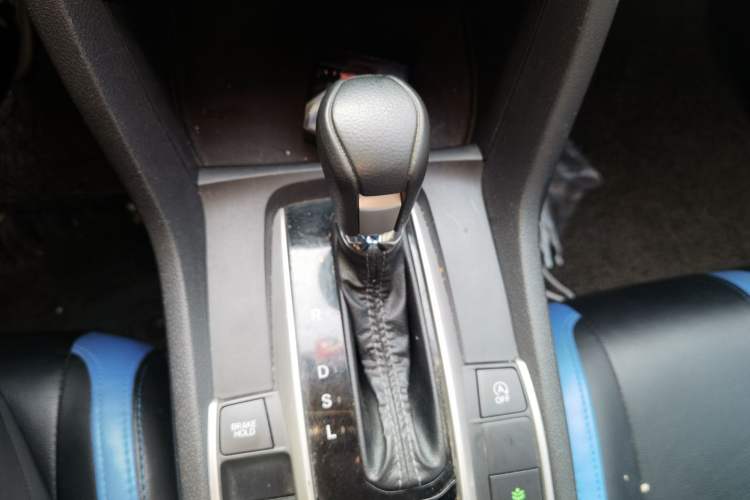 Used Honda Civic 2016 220TURBO CVT Luxury Edition
