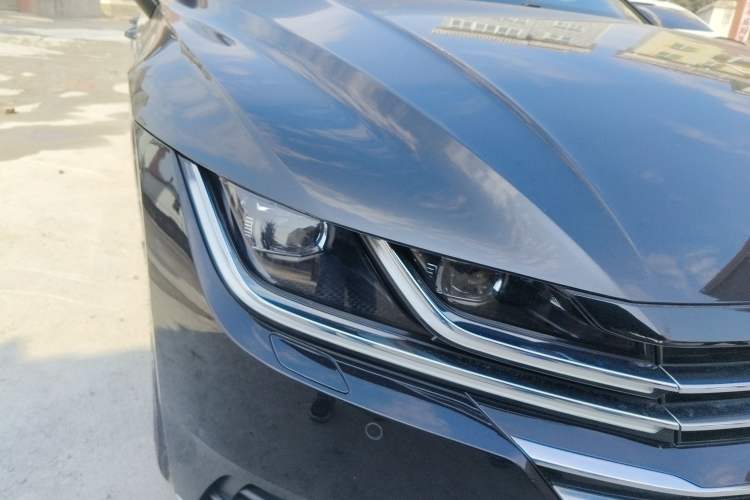 Used Volkswagen FAW-Volkswagen CC 2020 330TSI Glamour Edition China VI Standard Right Front Headlight