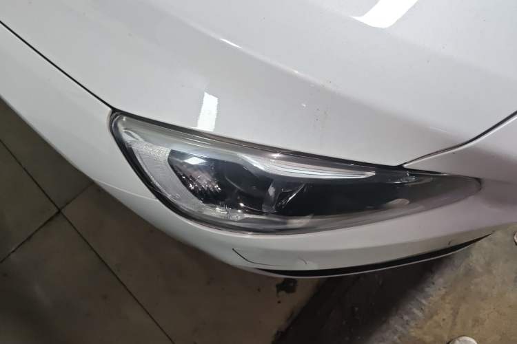 Used Volvo V60 2017 T5 Zhiyi Edition China V Standard Right Front Headlight