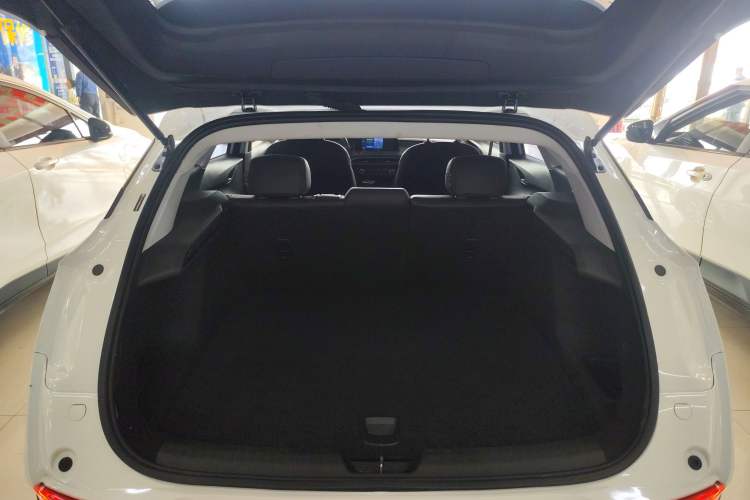 Used Buick Velite 6 2023 Revised Version 430 km Range – Commuter Edition