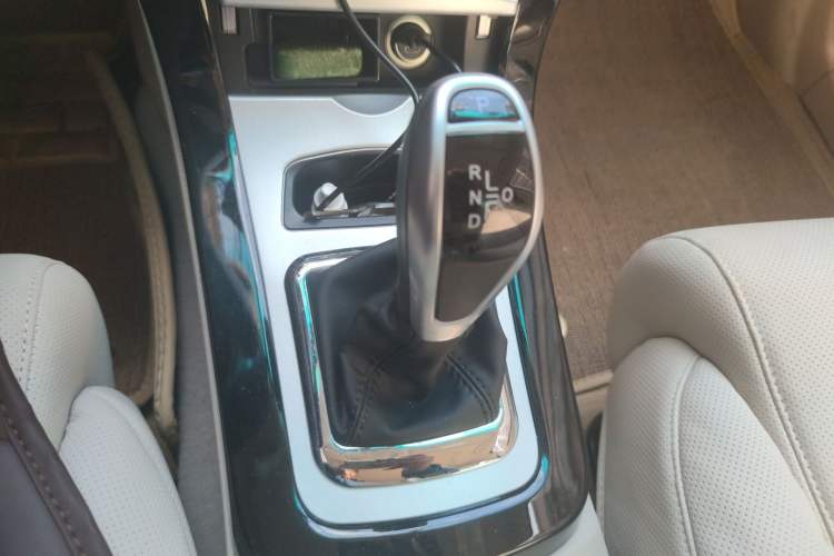 Used BYD e5 2017 300 Prestige Edition
