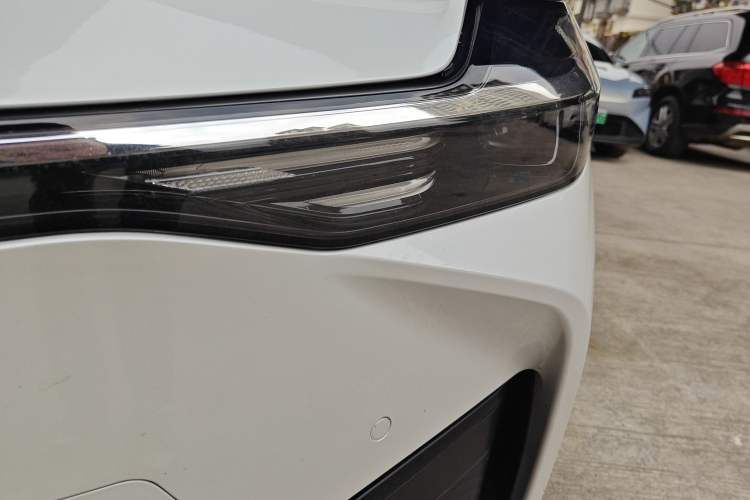 Used Toyota bZ3 2024 517 km Elite PRO Left Front Headlight