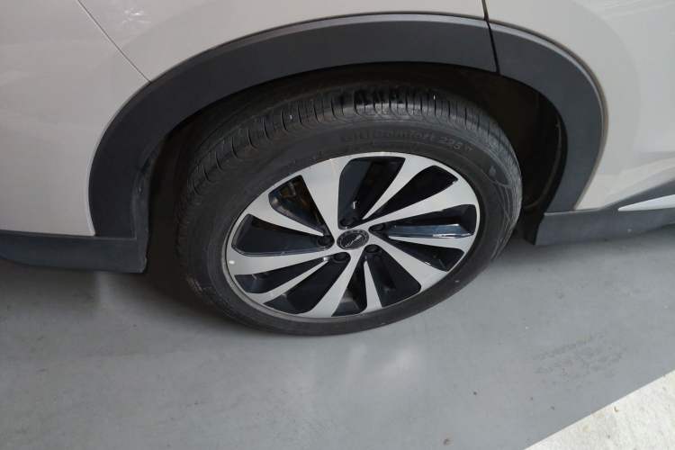 Used BYD Song PLUS New Energy 2023 Champion Edition EV 520KM Flagship Model
