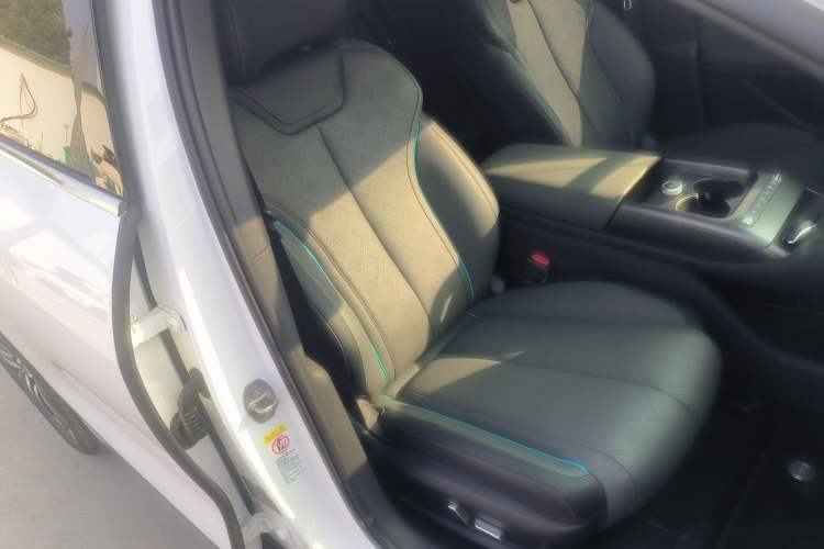 Used BYD Qin L 2025 EV 545KM Cloud Suspension Edition
