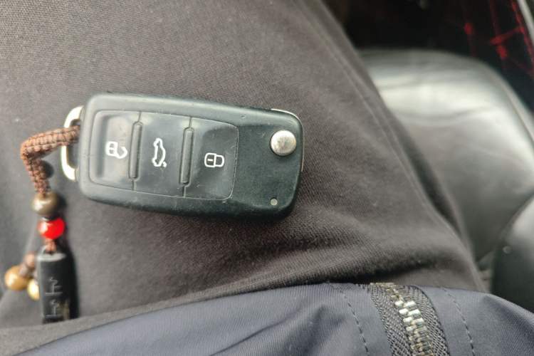 Used Volkswagen Sagitar 2012 1.4TSI Automatic Luxury Edition