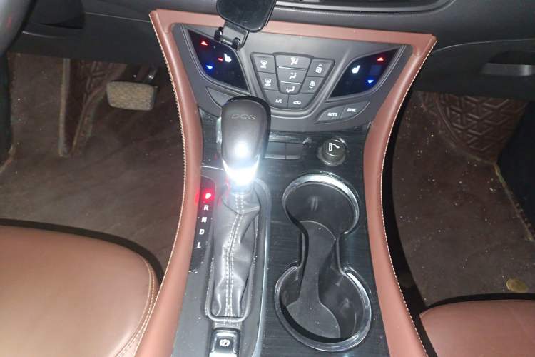 Used Buick Envision 2021 532T Two-Wheel-Drive Elite Version