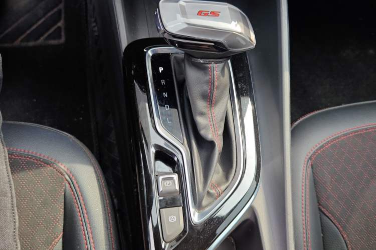 Used Buick Verano 2023 Pro GS Swift Edition Gear Lever