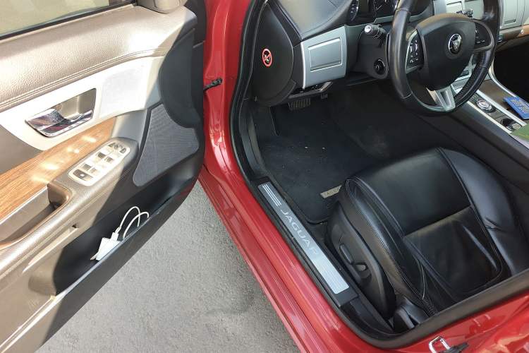 Used Jaguar XF 2014 XF 2.0T Prestige Edition