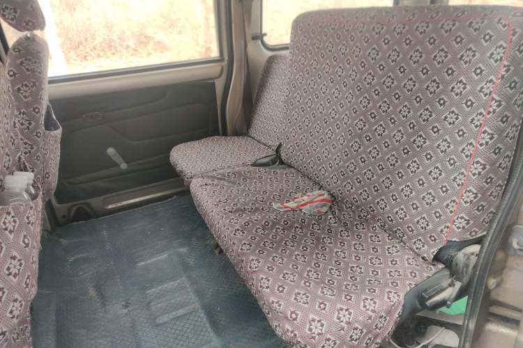 Used Wuling Rongguang 2011 1.2L Base Version