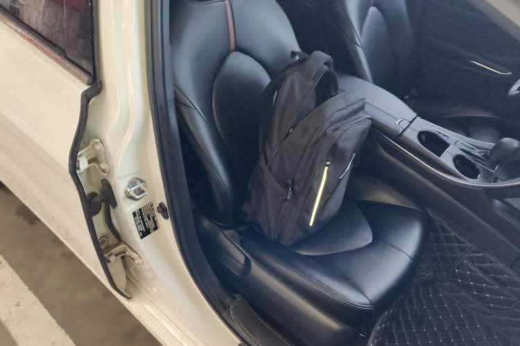 Used Toyota Avalon 2019 2.5L Ambition Version China VI Standard