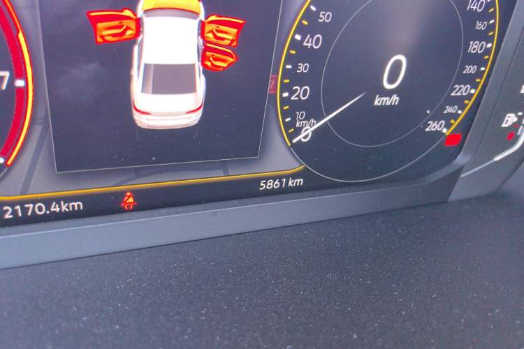 Used Volkswagen Lavida 2024 1.5L Automatic Starry Sky 5 Million Edition Odometer Close Up