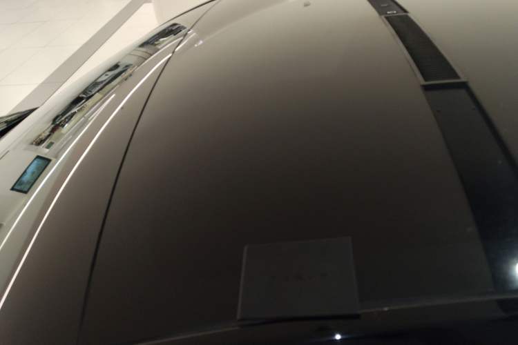 Used Tesla Model Y 2021 Long-Range All-Wheel-Drive Version
