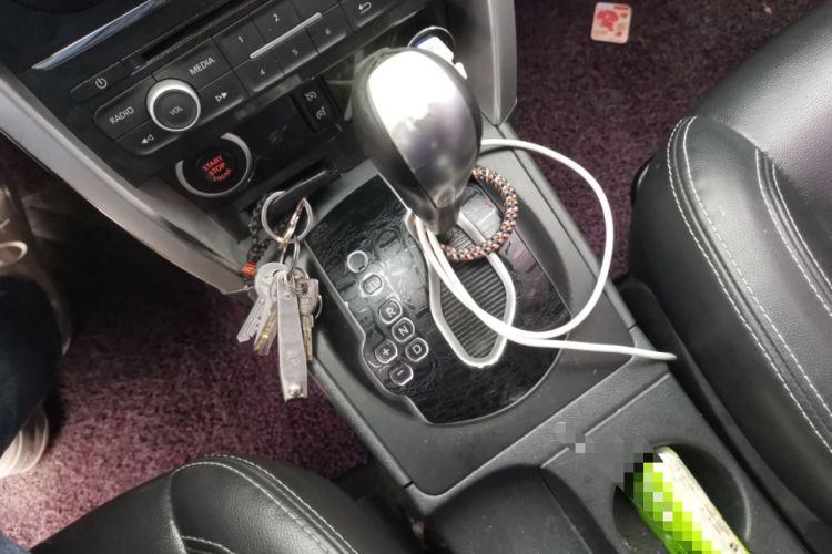 Used Renault Koleos 2014 Revised Version 2.0L Two-Wheel Drive Fashion Edition Gear Lever