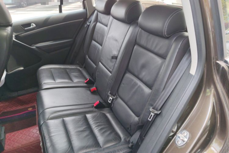 Used Volkswagen Tiguan 2016 300TSI Automatic Two-Wheel Drive Luxury Edition Left Rear Seat