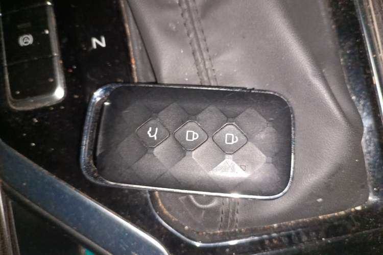 Used Wuling Jiachen 2022 1.5T CVT Smart Luxury Version
