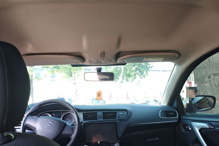 Used Citroen C3-XR 2015 1.6L Automatic Fashion Model Headliner