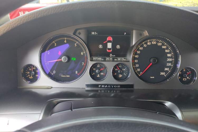 Used Volkswagen Phaeton 2011 3.6L V6 5-Seater Extended Comfort Version