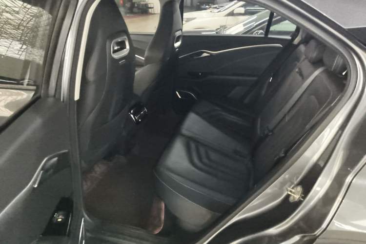 Used NETA U 2021 Pro 500 Global Edition Left Rear Seat