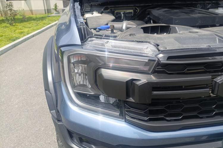 Used Ford Ranger 2023 Shanlin 4x4 Manual Transmission Gasoline Model Right Front Headlight