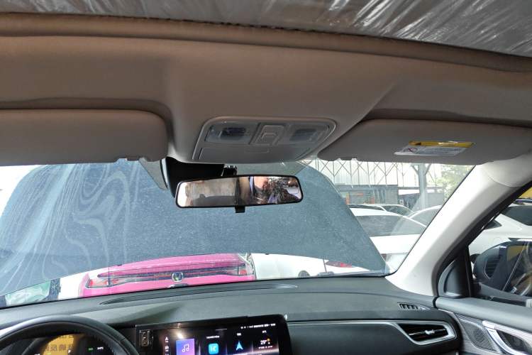 Used Landian E5 2024 Honor Edition 100KM Deluxe 7-Seater
