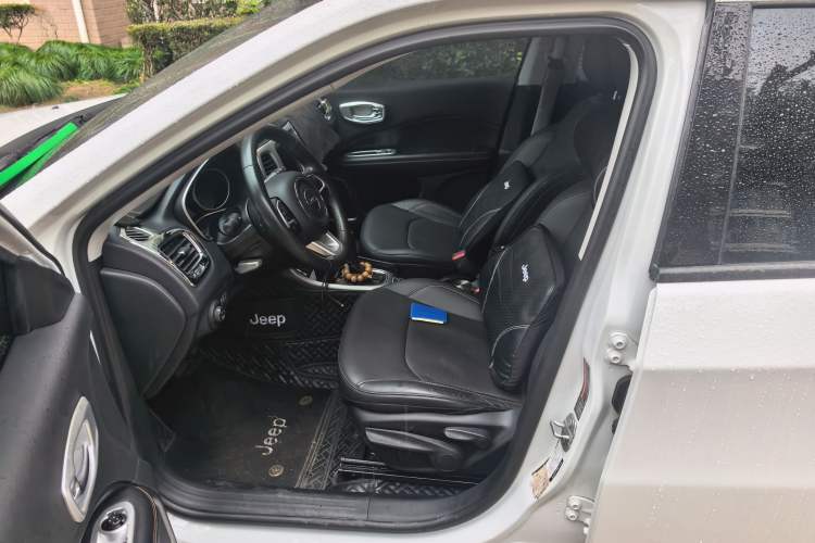 Used Jeep Compass 2017 200T Automatic Family Edition