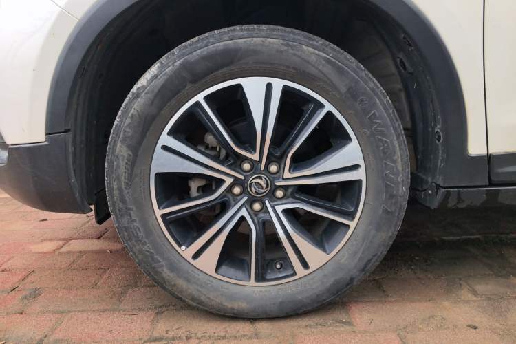 Used Dongfeng Aeolus AX7 2018 Classic 1.6T Automatic Elite Model