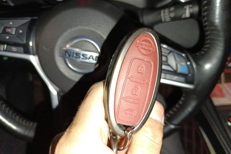 Used Nissan Teana 2021 2.0L XL Upper AD1 Smart Drive & Navigation Edition Vehicle Key