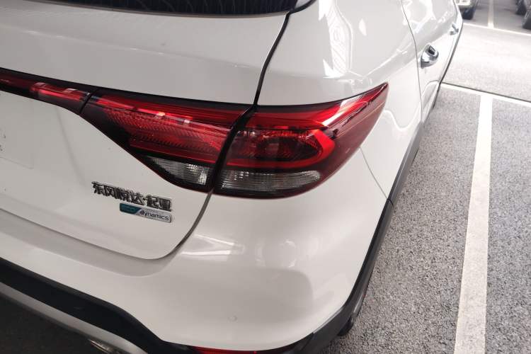 Used Kia KX Cross 2017 1.4L AT GLS Right Rear Taillight