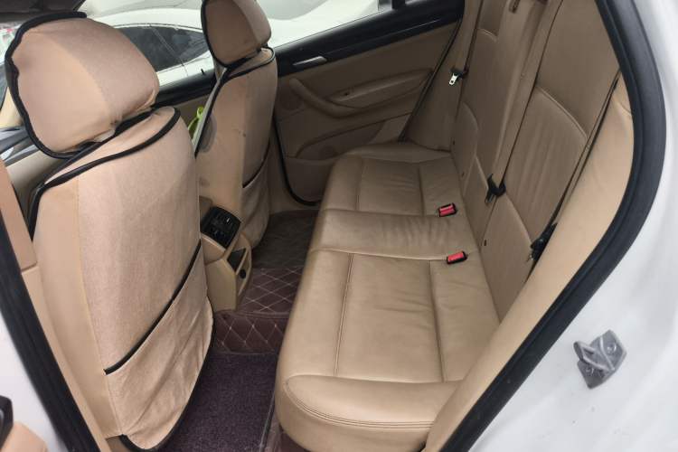 Used BMW X3 2013 Revised xDrive28i Luxury Edition Left Rear Seat