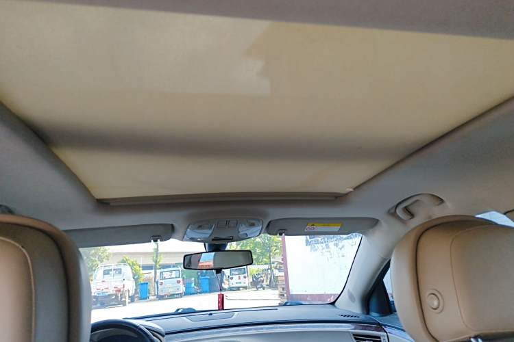 Used Buick LaCrosse 2013 2.4L SIDI Leading Comfort Version Headliner