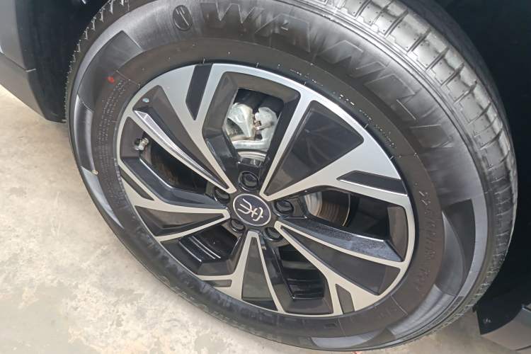 Used BYD Song Pro New Energy 2026 Model DM-i 133KM Superior Version Exterior 5