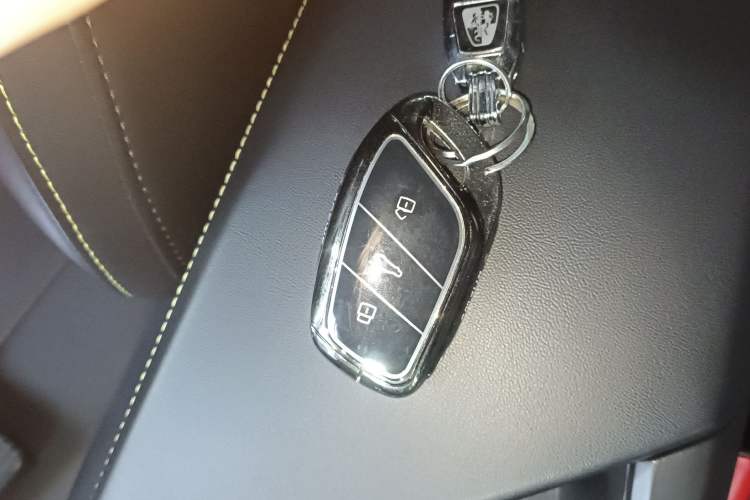 Used Roewe i5 2021 Revised Version 1.5L CVT Diamond Edition
