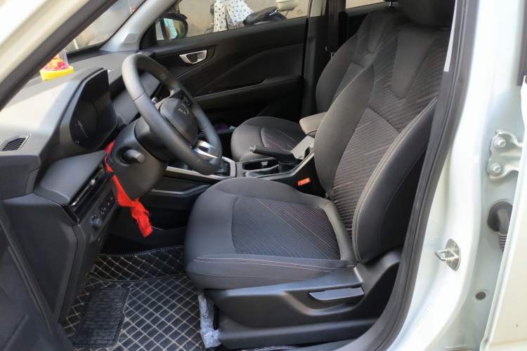 Used Wuling Alvez 2023 1.5L CVT Comfort Edition
