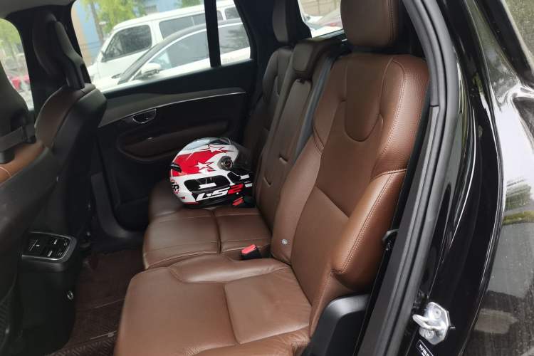 Used Volvo XC90 2020 T5 SmartDrive Luxury 7-Seater Left Rear Seat