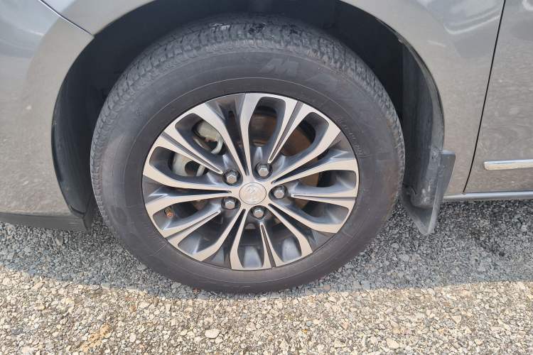 Used Buick GL8 2022 Land Business Class 652T Luxury Model