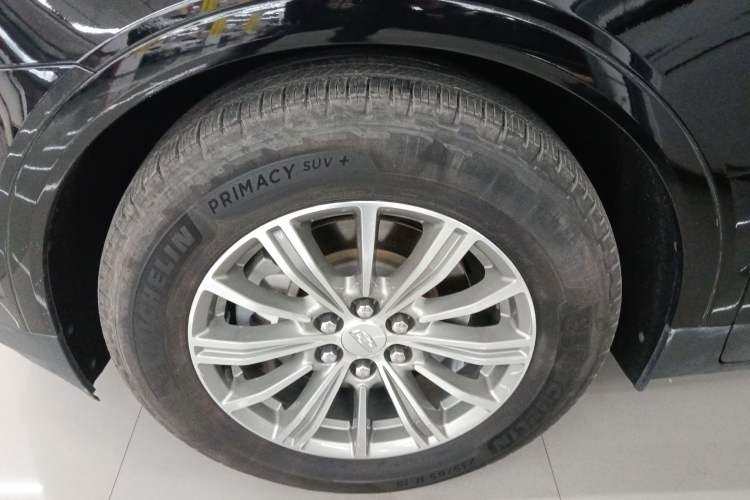 Used Cadillac XT5 2018 25T Luxury Model