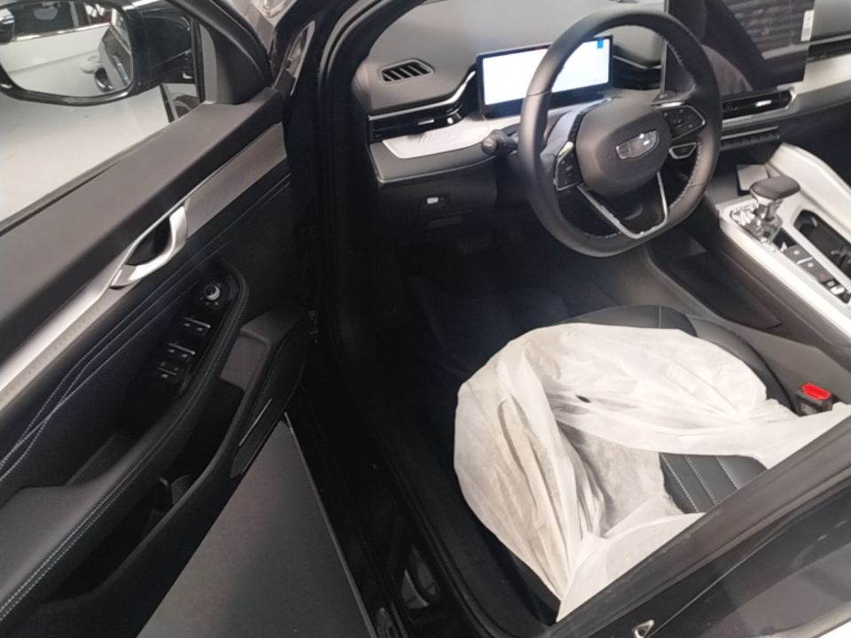 Geely Auto Preface 2025 Dongfang Yao 1.5TD Kunlun Edition — снимка 18