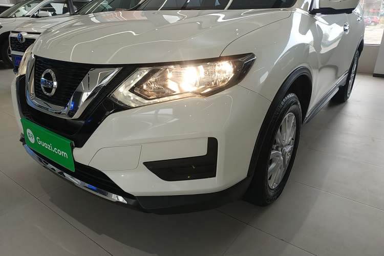 Used Nissan X-Trail 2023 Classic 2.0L Two-Wheel Drive Smart Connect & Comfort Edition