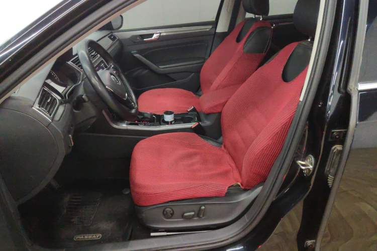 Used Volkswagen Passat 2016 330TSI DSG Luxury Edition
