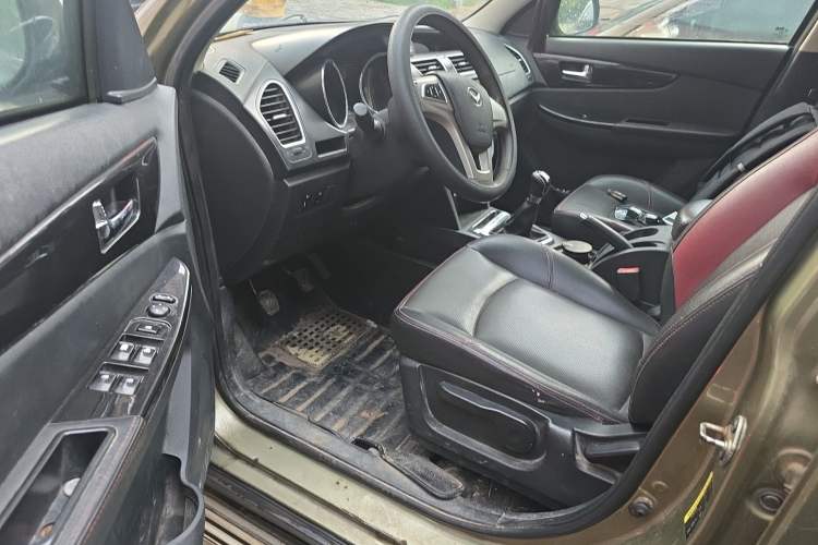 Used HYOSOW S2 2014 1.5L Manual Luxury Edition China IV Driver Seat