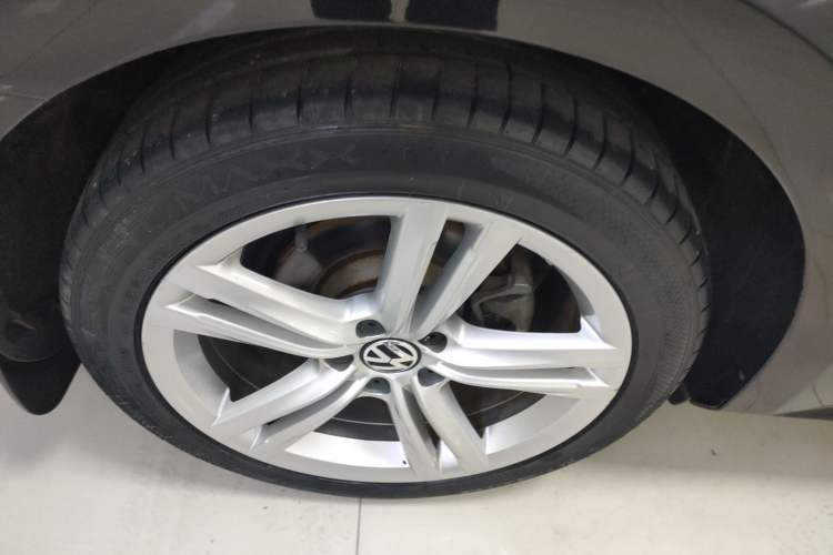 Used Volkswagen Passat 2014 1.8TSI DSG Ultimate Edition Exterior 5