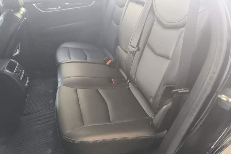 Used Cadillac XT5 2021 2.0T Four-Wheel Drive Luxury Version Interior 4