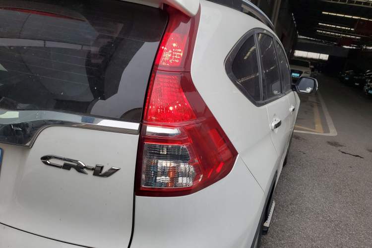 Used Honda CR-V 2016 2.0L two-wheel drive Urban Edition