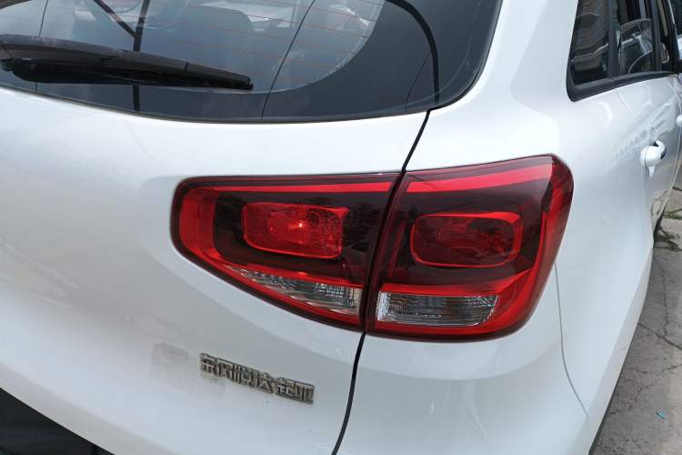 Used Kia KX3 2017 1.6L Automatic Aoya Version Right Rear Taillight